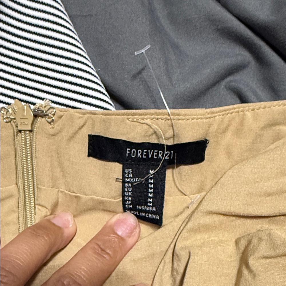 Forever 21 Beige Skirt with Gold Zipper